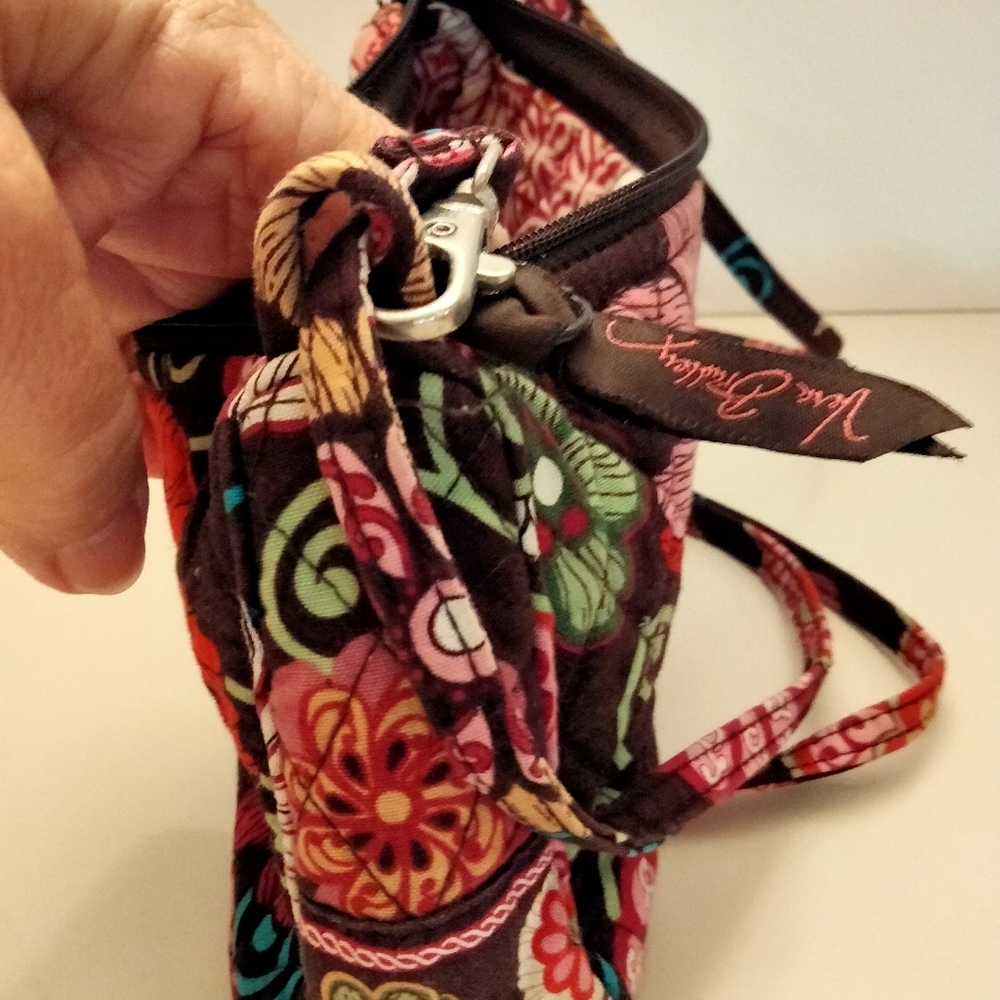 Vera Bradley Floral crossbody bag 8"x5" - Picture 7 of 9